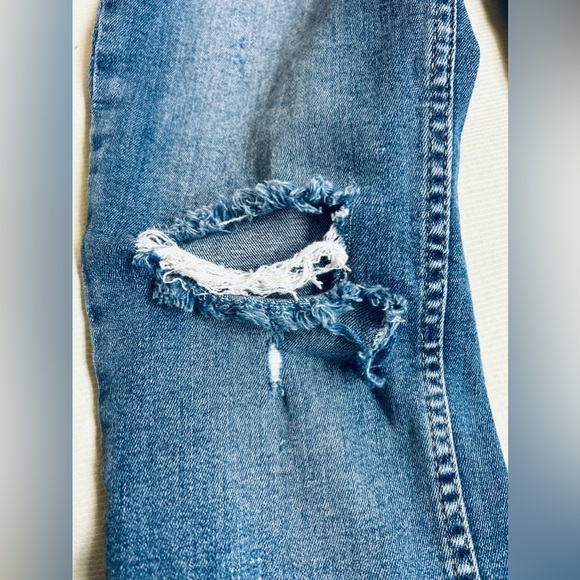 Free People Great Heights Distressed Skinny Jeans Frayed Hem Size 27 - Picture 7 of 9